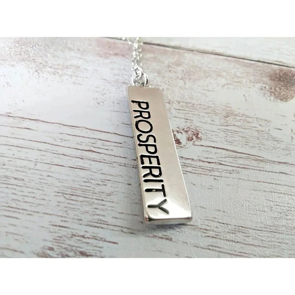 NWT Stainless Steel Prosperity Bar Necklace - Picture 1 of 9